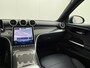 Mercedes-Benz C-klasse 200 AMG // Panoramadak // Trekhaak // Carplay // Camera // Nightpakket // Alarm // 19 inch // Sfeerverlichting