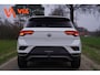 Volkswagen T-Roc 1.5 TSi Sport | Navi | Camera | ACC | Virtual Cockpit | Trekhaak | Carplay | Climate | Stuur- stoelverw. | LED |