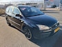 Ford Focus Wagon 1.4-16V Ambiente ZO INGERUILD RIJDT EN SCHAKELT GOED