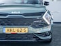 Kia Sportage 1.6 T-GDi Plug-in Hybrid AWD GT-PlusLine | 1e Eigenaar | Origineel NL | Haman & Kardon | Stoelverkoeling | Stoelverwarming | 360 Camera | Schuif/ Kantel Panorama Dak | Two Tone Metallic | Dode Hoek Detectie | Stuurwiel Verwarmd |