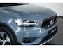 Volvo XC40 B4 Automaat Business Pro | Adaptieve cruise control | BLIS | Zwarte Roofrails optioneel | Parkeercamera | Volvo on Call | Navigatie | 18 inch Lichtmetalen velgen