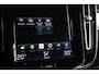 Volvo XC40 B4 Automaat Business Pro | Adaptieve cruise control | BLIS | Zwarte Roofrails optioneel | Parkeercamera | Volvo on Call | Navigatie | 18 inch Lichtmetalen velgen
