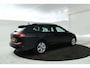 Volkswagen Golf 2.0 TDI Life Business Automaat, Navigatie,