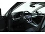 Volkswagen Golf 2.0 TDI Life Business Automaat, Navigatie,