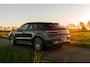 Porsche Cayenne Coupé 3.0 E-Hybrid Platinum Edition Sport Design Luchtvering Pano Soft Black Optic Close 22''