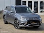 Mitsubishi Outlander 2.4 PHEV 4WD INSTYLE+ PREMIUM NIEUW ACCU PAKKET 360 CAMERA|KEY LESSGO|XENON LED|LEDER/ALCAN