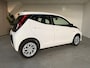 Toyota Aygo 1.0 VVT-i x-play Airco, Carplay-navigatie, Camera+sencoren, Stoelverwarming,