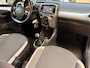 Toyota Aygo 1.0 VVT-i x-play Airco, Carplay-navigatie, Camera+sencoren, Stoelverwarming,