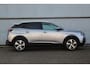 Peugeot 3008 1.2 Allure | Afn. Trekhaak | Stoelverwarming | Camera | Keyless | Navi | Cruise | Dodehoeksens. | Afn. Trekhaak | Stoelverwarming | Camera | Keyless | Navi | Cruise | Dodehoeksens. |