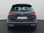 Volkswagen Tiguan 1.4TSIeHybrid 180kW/245PK R-Line DSG · Panoramadak · Trekhaak · Apple/Android Car Play · Camera ·