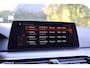 BMW 5-Serie M550i xDrive Executive M-Sport | Merino leder | 20" | Driving Assistent Plus | Comfort stoel met geheugen | Real-Time Traffic information | Zonnerolgordijnen achter | Stoelverwarming voor en achter | Etc.