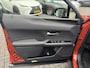 Lexus UX 250h Business Line Pro STOELVERW STUURVERW BLIND-SPOT KEY-LESS CARPLAY PARK-SENSOR