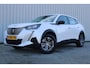 Peugeot e-2008 EV Active Pack 50 kWh | Incl. 12 maanden garantie | Cruise control | Rijstrook assistent | Climate control | Apple carplay/Andriod auto | DAB radio | Navigatie | Afneembare trekhaak