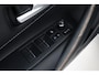 Toyota Corolla Touring Sports 1.8 Hybrid Trek | Apple Carplay / Android Auto | Stoelverwarming | Parkeersensoren voor/achter | Adaptive Cruise | Keyless | Clima | Camera | Elektrische achterklep | 17 inch