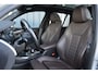 BMW X3 sDrive20i Launch Edition High Executive Rijklaarprijs-Garantie Panoramadak Leder Sport interieur Head-up Navigatie