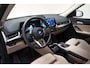 BMW iX1 eDrive 20 67 kWh 3-Fase [ Panoramadak Leder Camera Navi Apple / Android ]