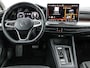Volkswagen Golf 1.5 eHybrid 204pk DSG Life Edition · Camera · Keyless · Stuur- & Stoelverwarming · Sfeerverlichting · Apple/Android Car Play · 18"Velgen · Garantie t/m 03-07-2029 of 100.000km