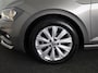 Volkswagen Polo 1.0 TSI Highline 95 PK | Navigatie | Parkeersensoren | Extra getint glas | ECC airco