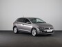 Volkswagen Polo 1.0 TSI Highline 95 PK | Navigatie | Parkeersensoren | Extra getint glas | ECC airco