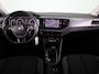 Volkswagen Polo 1.0 TSI Highline 95 PK | Navigatie | Parkeersensoren | Extra getint glas | ECC airco