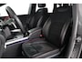 Mercedes-Benz B-klasse 200 Business Solution AMG Trekhaak | Night pakket | Pano-dak | Wide Screen | Navigatie | Memory Stoelen | Elektrische Kofferklep | Stoelverwarming | Full Led |
