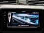 Volkswagen Passat 1.4 TSI PHEV GTE Business Automaat - Panoramisch schuif-, kanteldak - LED - Camera - Stoelverwarming - Trekhaak