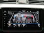 Volkswagen Passat 1.4 TSI PHEV GTE Business Automaat - Panoramisch schuif-, kanteldak - LED - Camera - Stoelverwarming - Trekhaak
