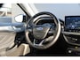 Ford Focus 1.0 EcoBoost Hybrid Titanium | Incl. 12 maanden garantie | Parkeersensoren | Apple Carplay/Andoid Auto | Navigatie | Climate control | Cruise control | DAB | Airco | Bluetooth | Lichtmetalen velgen