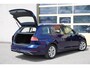 Volkswagen Golf Variant 1.5 TSI Highline BJ2020 Lmv 16" | Led | Pdc | Navi | Trekhaak | Achteruitrijcamera | App-Connect | Climate control | Cruise control | Sportstoelen | Verwarmde voorstoelen | Alcantara bekleding | Getint glas