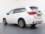 Mitsubishi Outlander 2.4 PHEV Instyle | schuif-/kanteldak | Lederen Bekl. | Standkachel | Stoel- & Stuurverw. |