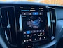 Volvo XC60 2.0 T6 Plug-in hybrid AWD Ultimate Dark | Luchtvering | Harman/Kardon | HU-Display | Camera |
