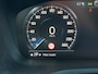 Volvo V60 2.0 T5 Momentum Pro / Pano / HUD / Trekhaak / Leder / Pilot assist