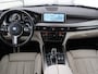 BMW X5 xDrive30d M Sport | 1e eigenaar | Panoramadak | Head-Up | Leder | 360 Camera | Stoelverwarming | Keyless | Navigatie | Achterbankverwarming | Luchtvering | 20'' | Dodehoek detectie