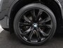 BMW X5 xDrive30d M Sport | 1e eigenaar | Panoramadak | Head-Up | Leder | 360 Camera | Stoelverwarming | Keyless | Navigatie | Achterbankverwarming | Luchtvering | 20'' | Dodehoek detectie