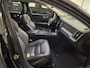 Volvo V60 2.0 B3 Essential Edition | Sport Pack | 19" Black Edition Velgen | Leder | Adaptieve Cruise Control | Stoelverwarming | Park Assist |