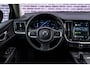 Volvo V60 2.0 B3 Essential Edition | Sport Pack | 19" Black Edition Velgen | Leder | Adaptieve Cruise Control | Stoelverwarming | Park Assist |