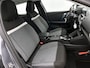 Citroën E-C4X Ë-C4 X EV Feel 50kWh 136pk | Accu SOH 98,3% | Navigatie via Apple Carplay / Android Auto | Climate Control | Cruise Control | Parkeersensoren | Armsteun | Led koplampen | Adaptief demping systeem | Bluetooth | DAB+ radio | Volledig digitaal instrumentenpaneel | 18" lichtmetalen velgen |