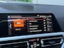 BMW 3-Serie 330i High Executive / M Sport / Schuif Kantel Dak / Laser Light / Trekhaak / Elektrische Stoelen met Geheugen / Harman Kardon / Head-Up Display / 360º Camera /