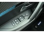 Peugeot e-2008 EV Style 50 kWh 3-Fase l 1e Eigenaar l Camera l PDC l LED l DAB l Apple Carplay & Android Auto l Climate Control l Cruise Control l Lichtmetalen Velgen