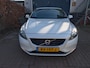 Volvo V40 2.0 D2 Ocean Race Lage km stand!!