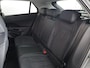 Volkswagen T-Roc Style First Edition 1.5 eTSI 85 kW / 116 PK SUV 7 | Assistance Pakket | Trekhaak | Elek. achterklep |  Velgen 'Vancouver', 19 inch lichtmetaal | Zwart dak