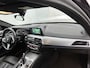 BMW 5-Serie Touring 520i M-SPORT High Executive VOL(Dealer OnderH, Panorama, StoelV+Koel, Trekhaak, 360 Camera, Lane Assist, Etc)