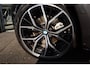 BMW 5-Serie Touring 520i M-Sport Pano Memory ACC Keyless Camera HiFi Comfortstoelen 19” Stuurverwarming