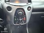Toyota Aygo 1.0 VVT-i x-play CAMERA CARPLAY LED NW APK