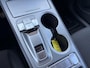 Hyundai Kona Electric EV Comfort 64 kWh / Navi in Apple Carplay/Android Auto / Airco (automatisch) / Cruise control adaptief met Stop&Go / Soh 100 % /