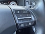 Hyundai Kona Electric EV Comfort 64 kWh / Navi in Apple Carplay/Android Auto / Airco (automatisch) / Cruise control adaptief met Stop&Go / Soh 100 % /