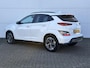Hyundai Kona Electric EV Comfort 64 kWh / Navi in Apple Carplay/Android Auto / Airco (automatisch) / Cruise control adaptief met Stop&Go / Soh 100 % /