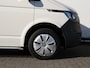 Volkswagen Transporter 2.0 TDI 110 pk L2H1 Business | Airco | Cruise control | Navigatie via App connect | Bijrijdersbank | RVS sidebars | Trekhaak | Betimmering |