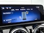 Mercedes-Benz A-klasse 250 e Business Solution AMG | AMG Line Plus pakket | Trekhaak | Smartphone-integratie | Head-up display | Panoramaschuifdak | MULTIBEAM LED | 360° camera | Augmented Reality navigatie | 19 inch AMG velgen |