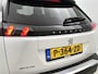 Peugeot 2008 SUV GT Pack 130pk Automaat | Navigatie | Schuif-/kanteldak | FOCAL Premium HiFi | Achteruitrijcamera | Climate Control | Adaptieve Cruise Control | Parkeersensoren v+a | Full Led koplampen | 3D Cockpit | Keyless | Leder/Alcantara | Stoelverwarming | Dodehoeksensor | DAB+ radio | Apple Carplay / Android Auto | Donker getint glas | 18" lichtmetalen velgen |